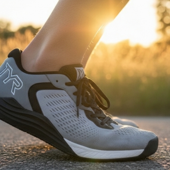 TYR Men's Cxt1 Running  Shoes - Picture 1 of 5